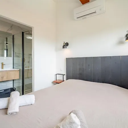 Nina Holiday home
